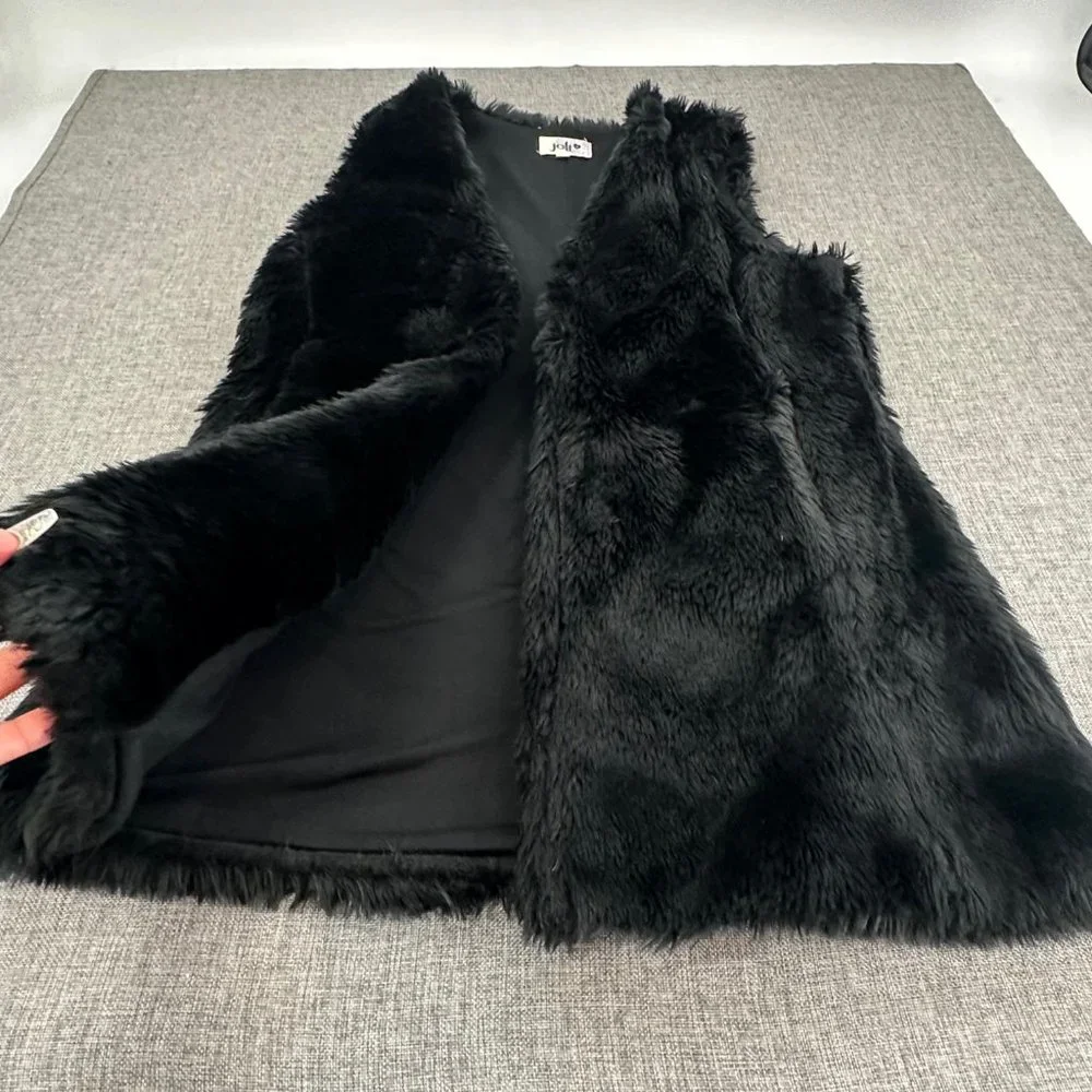 Jolt Faux Fur Vest Black‎ Small Polyester Open Vest Jacket Fuzzy Plush Top